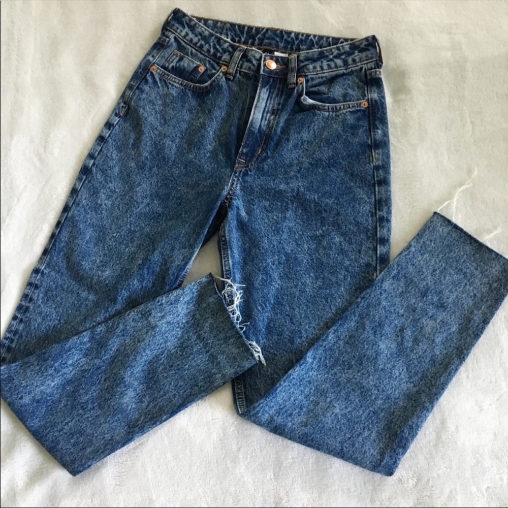 Distressed mom jeans